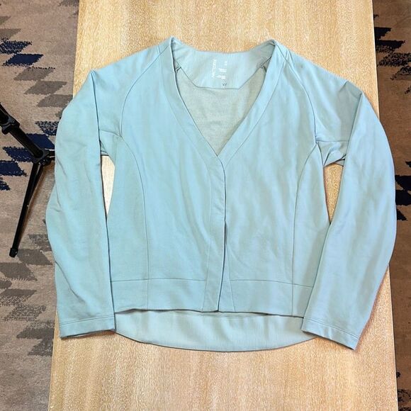 Arc'teryx Light Blue Women's Cardigan - Picture 2 of 6
